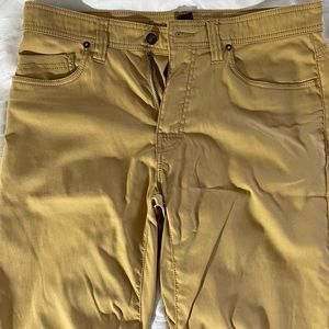 Men’s prAna Brion Pant (yellow/sand) Size 32x34